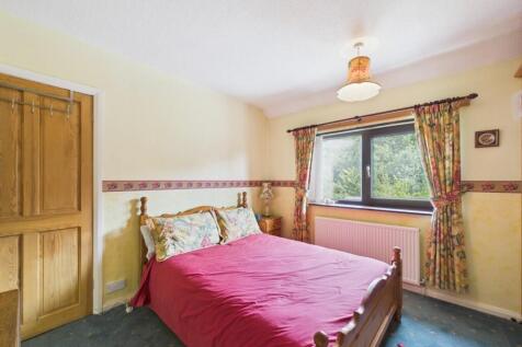 CAM03810G0-PR0357-STILL016.jpg