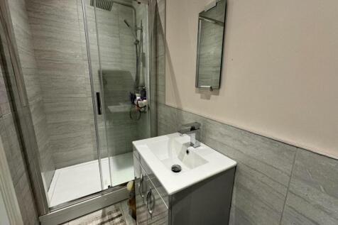 Ensuite.jpg
