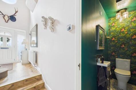 Guest Cloakroom