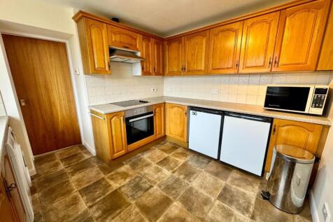 Kitchen 3.jpg
