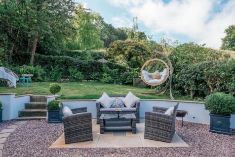 Terrace to garden