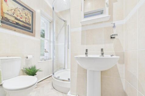 Ensuite Shower Room