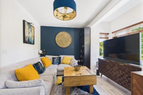 Open plan Kitchen/living area