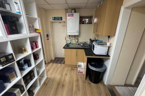 77 Willesden High Road 20.jpg