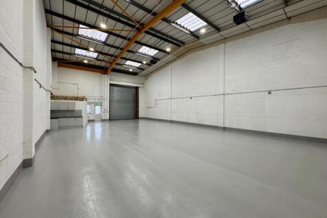 Unit 14 Capitol Industrial Park NW9 11.jpg