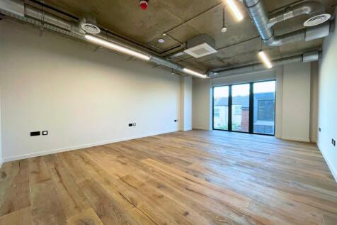 Office 3 First Floor Pic 2.jpg