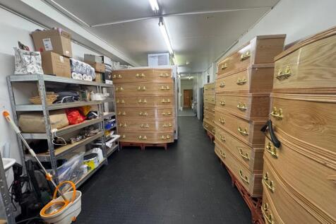 425 Honeypot Lane 28.jpg