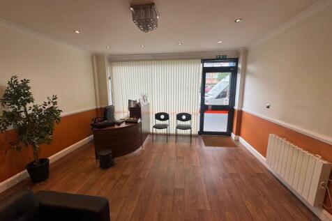 425 Honeypot Lane 10.jpg