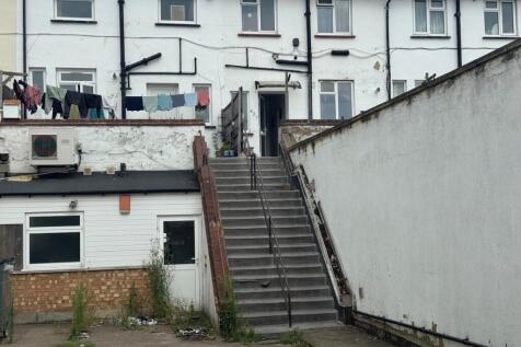 427 Honeypot Lane 46.jpg