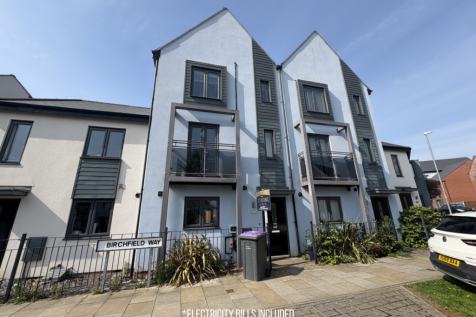 Large 4 Bed Terraced House for rent