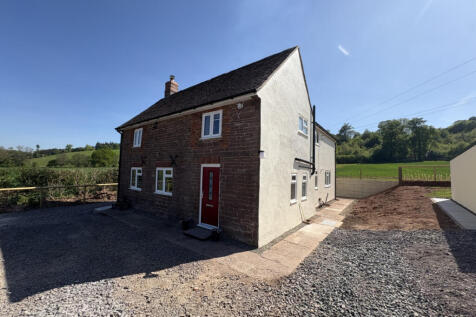 3 Bedroom Detached House for rent
