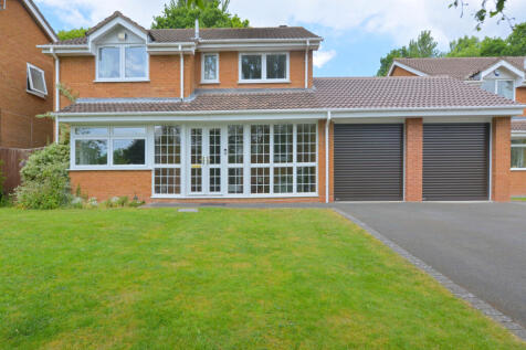 4 Bedroom detached home for Sale