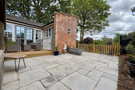 Garden Terrace