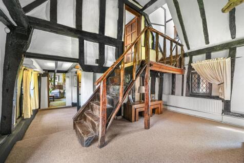 Weald Hall Lane