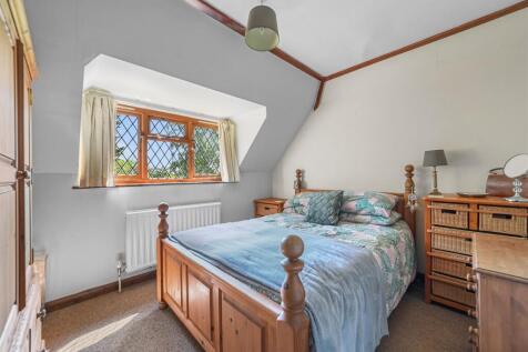 Weald Hall Lane