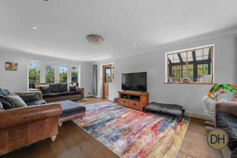 Fingrith House