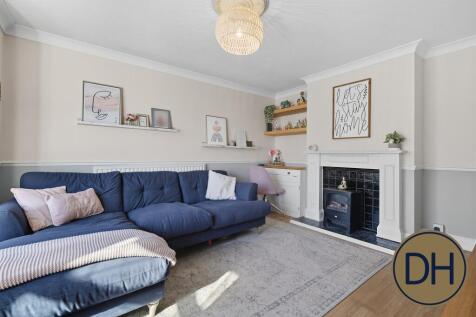 High Road, North Wea