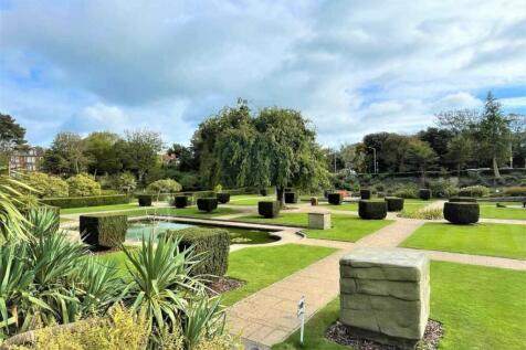 Kingsnorth Gardens