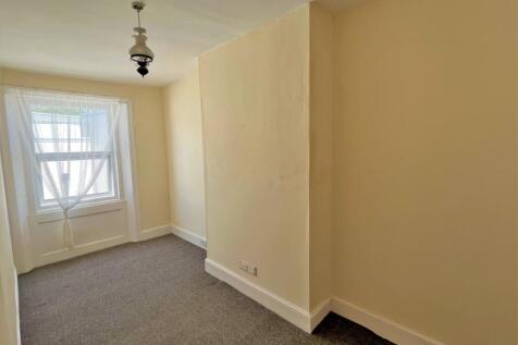 Flat 4