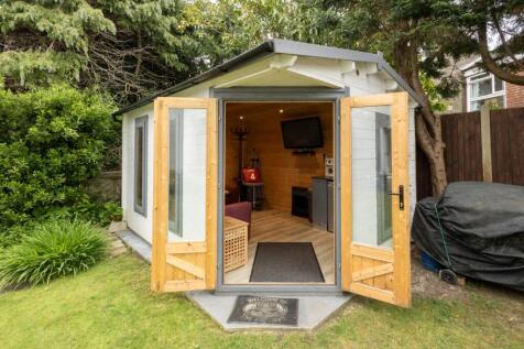 Outbuilding