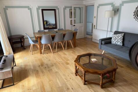 Lounge/Diner