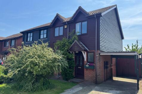 Cricketers Close