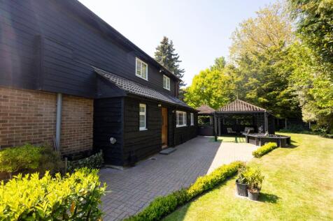 House - Gardens