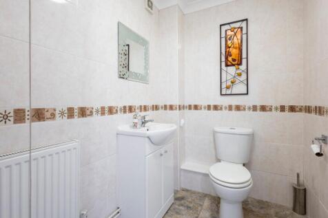 Cloakroom/Wc