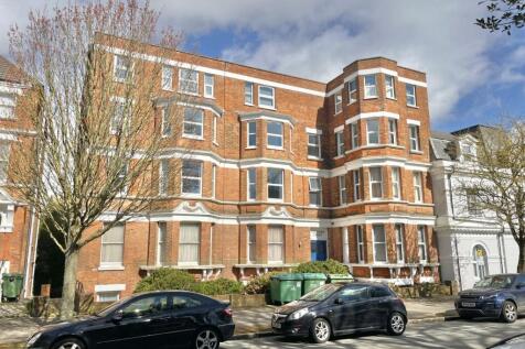 Trevarra Court