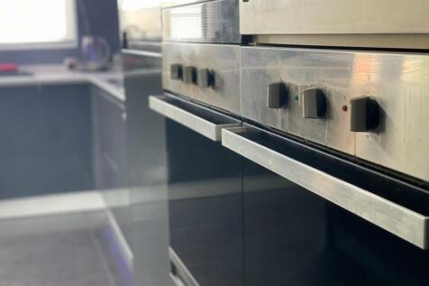 Oven