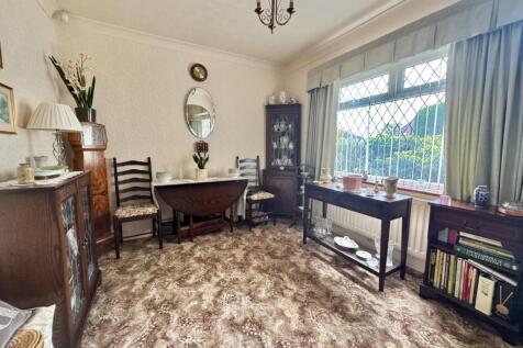 Dining Area/Bedroom