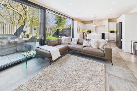 Kitchen/Sitting Room