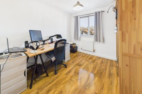 Bedroom/Office