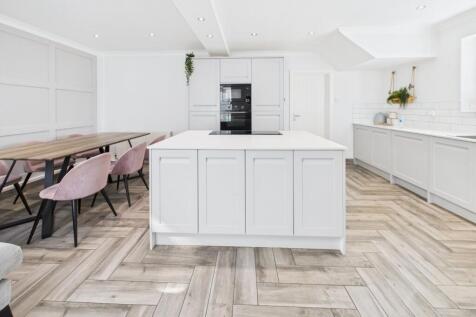 Breakfastin Kitchen