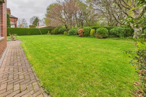 Surrounding Gardens