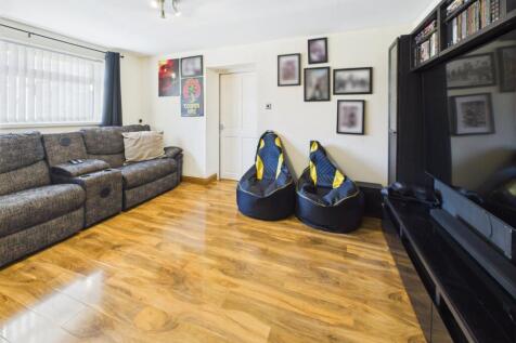 Cinema/Games Room