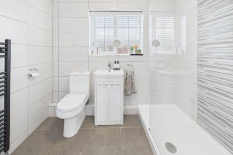 Family Shower Room