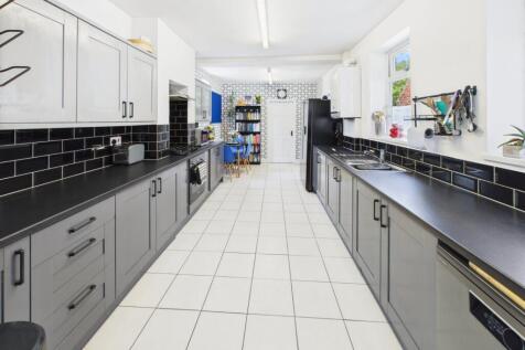 Kitchen/Break Room
