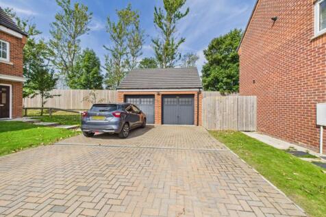 Garage(Right Side)