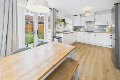 Kitchen/D Room
