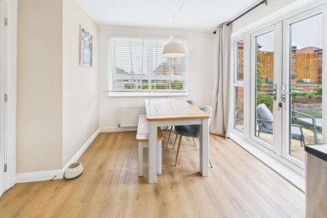 Kitchen/D Room