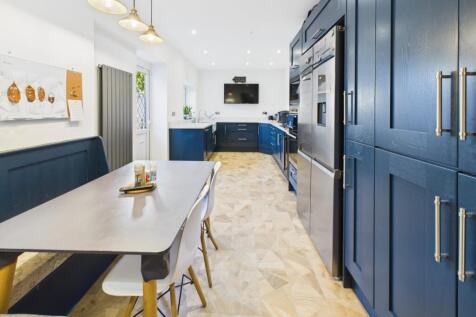 Kitchen/Break Room