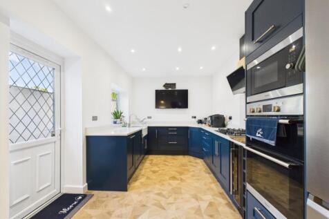 Kitchen/Break Room