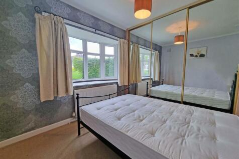 Meadow 88 bed 3.jpg
