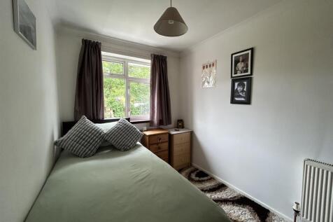 WILLMORE GROVE 82 BEDROOM 2.jpg