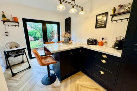 Kitchen/Family Room