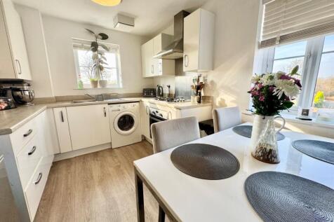 Kitchen/Dining Area