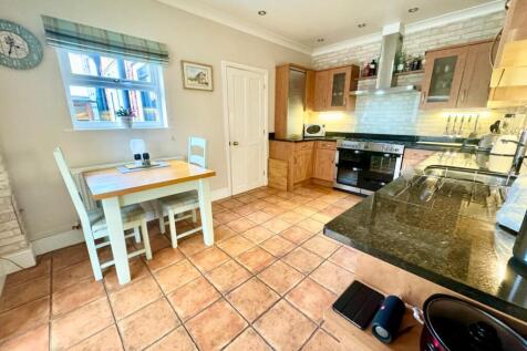 Kitchen/Family Room
