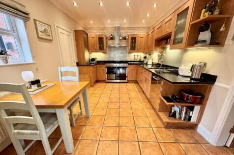 Kitchen/Family Room