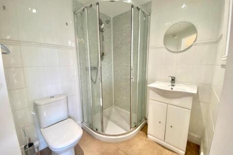 Downstairs Ensuite